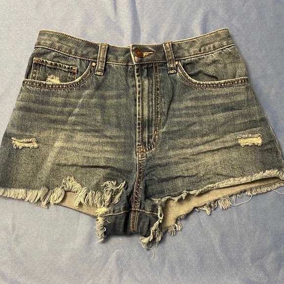 Slightly Distressed Denim Daisy Dukes - Picture 1 of 7